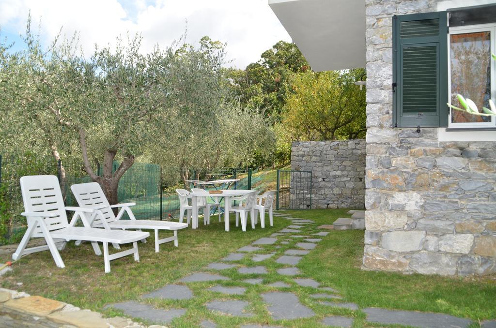 Agri Bed - L'Affittacamere In Collina - Guest Room On The Hill Lavagna Habitación foto
